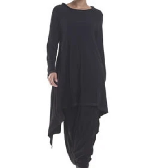 PLANET by Lauren G Black Asymmetric Jersey Tunic - Picture 2 of 14